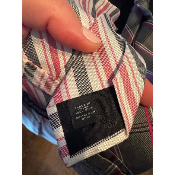 EXPRESS Pink Gray Silk Tie Bundle - Picture 4 of 5